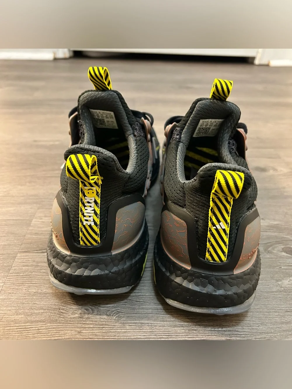 Adidas Fortnite x UltraBoost 1.0 Battle Bus - Black JQ0718 Men's Size 10.5